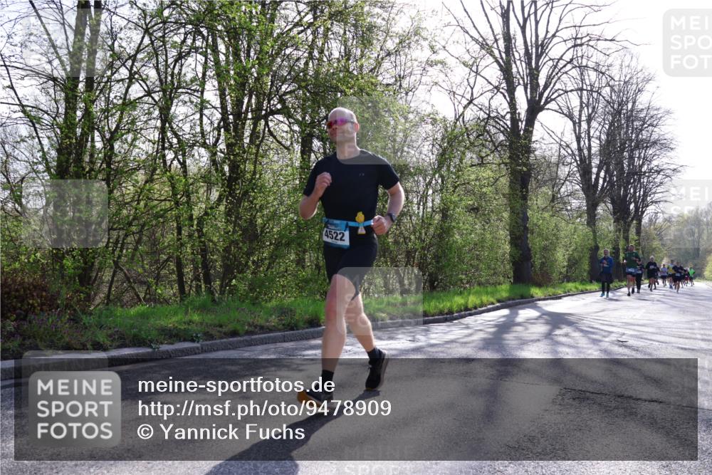 12.04.2026 - 45. Internationalen Wilhelmsburger Insellauf Yannick Fuchs http://msf.ph/oto/9478909 12.04.2026 10:29:35 Laufen  meine-sportfotos.de