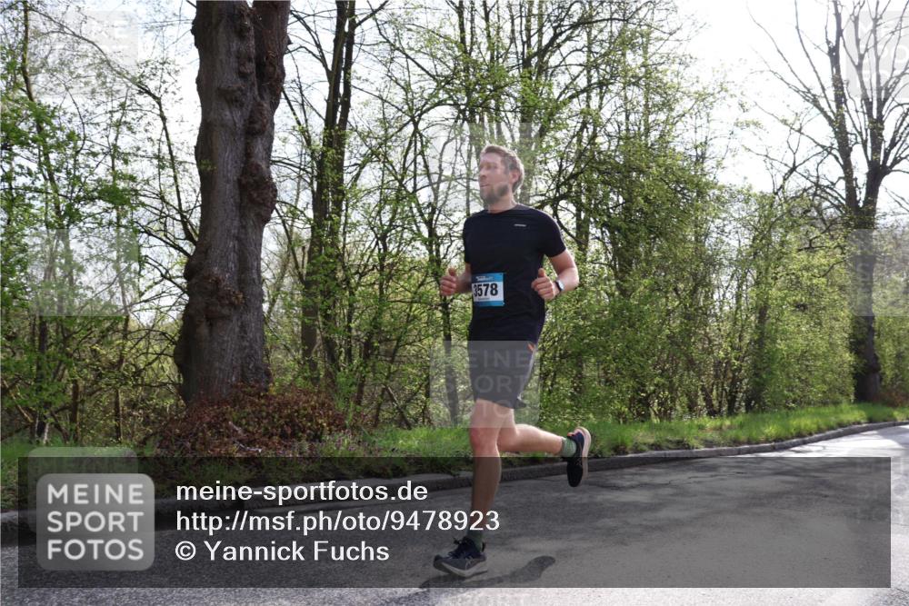 12.04.2026 - 45. Internationalen Wilhelmsburger Insellauf Yannick Fuchs http://msf.ph/oto/9478923 12.04.2026 10:16:48 Laufen 3578 meine-sportfotos.de
