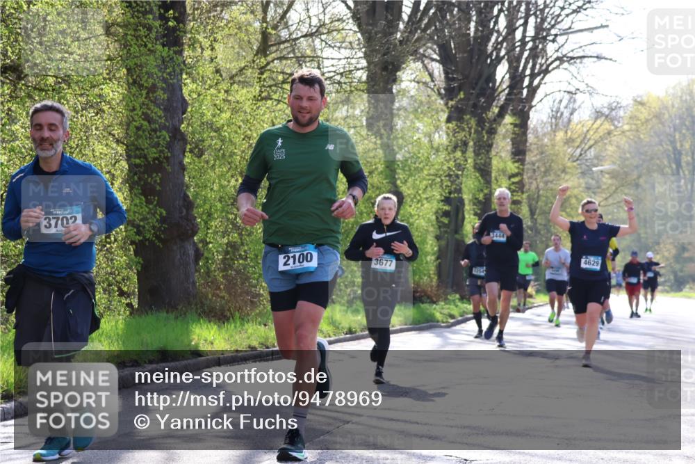 12.04.2026 - 45. Internationalen Wilhelmsburger Insellauf Yannick Fuchs http://msf.ph/oto/9478969 12.04.2026 10:29:40 Laufen  meine-sportfotos.de