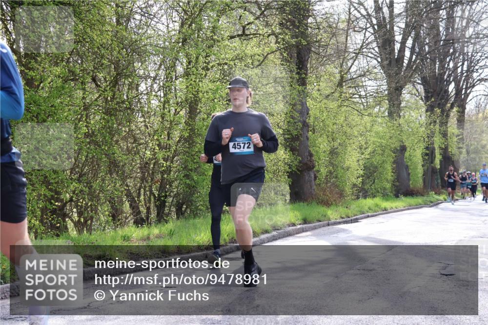 12.04.2026 - 45. Internationalen Wilhelmsburger Insellauf Yannick Fuchs http://msf.ph/oto/9478981 12.04.2026 10:16:58 Laufen 4572 meine-sportfotos.de