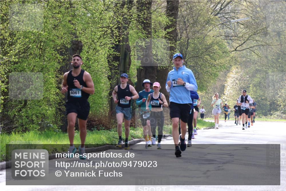 12.04.2026 - 45. Internationalen Wilhelmsburger Insellauf Yannick Fuchs http://msf.ph/oto/9479023 12.04.2026 10:17:02 Laufen 4061, 5767, 462, 5708, 42 meine-sportfotos.de