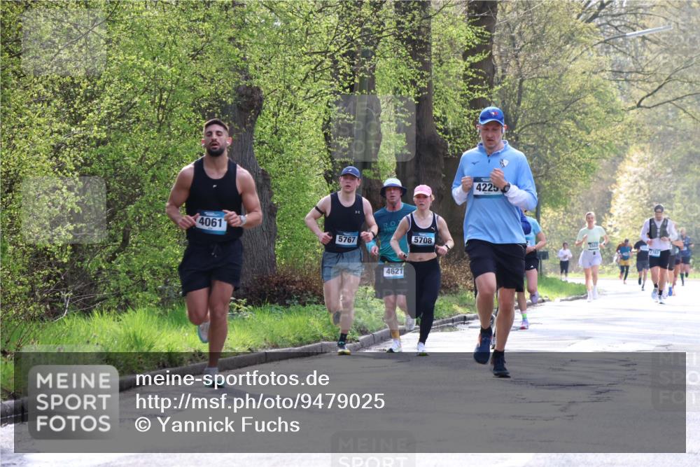 12.04.2026 - 45. Internationalen Wilhelmsburger Insellauf Yannick Fuchs http://msf.ph/oto/9479025 12.04.2026 10:17:02 Laufen 4061, 5767, 5708, 4621, 4225, 5503 meine-sportfotos.de