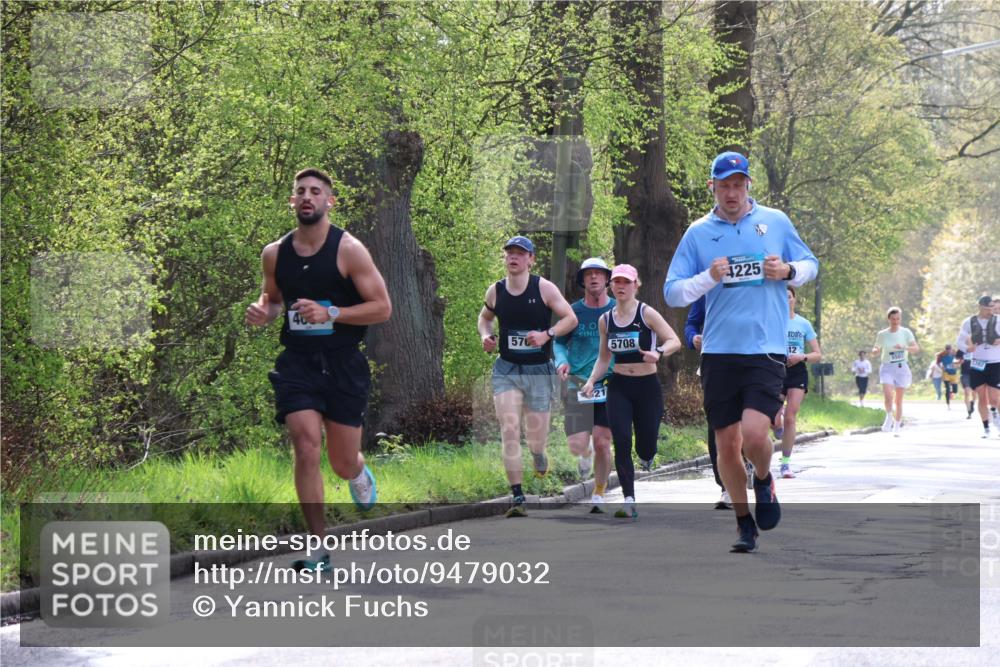 12.04.2026 - 45. Internationalen Wilhelmsburger Insellauf Yannick Fuchs http://msf.ph/oto/9479032 12.04.2026 10:17:03 Laufen 40, 576, 5708, 21, 4225, 12 meine-sportfotos.de