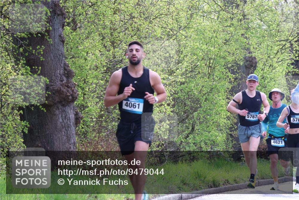 12.04.2026 - 45. Internationalen Wilhelmsburger Insellauf Yannick Fuchs http://msf.ph/oto/9479044 12.04.2026 10:17:04 Laufen 4061, 5767, 570, 4621 meine-sportfotos.de