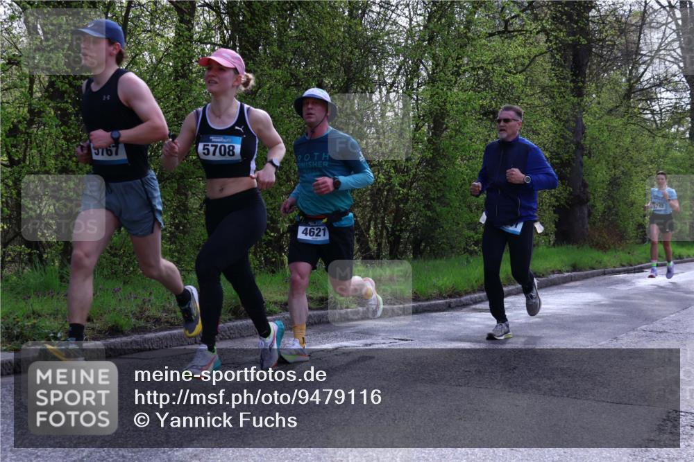 12.04.2026 - 45. Internationalen Wilhelmsburger Insellauf Yannick Fuchs http://msf.ph/oto/9479116 12.04.2026 10:17:11 Laufen 5767, 5708, 2025, 4621, 5742 meine-sportfotos.de