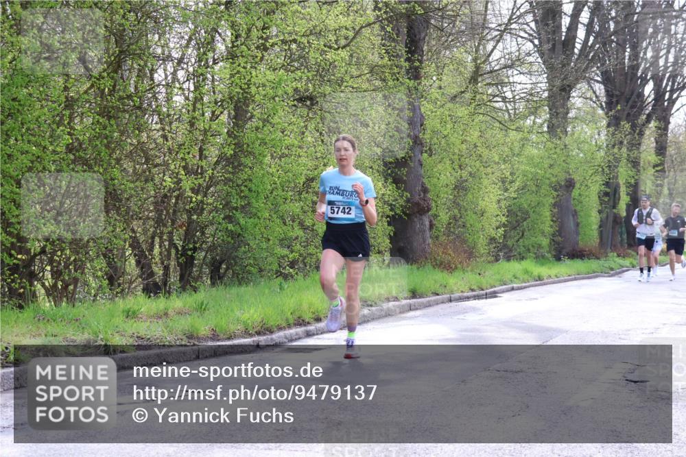 12.04.2026 - 45. Internationalen Wilhelmsburger Insellauf Yannick Fuchs http://msf.ph/oto/9479137 12.04.2026 10:17:12 Laufen 21, 0975, 5742 meine-sportfotos.de