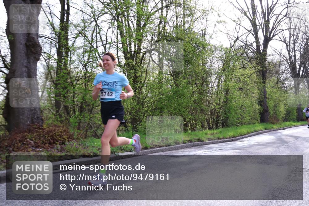 12.04.2026 - 45. Internationalen Wilhelmsburger Insellauf Yannick Fuchs http://msf.ph/oto/9479161 12.04.2026 10:17:14 Laufen 5742 meine-sportfotos.de