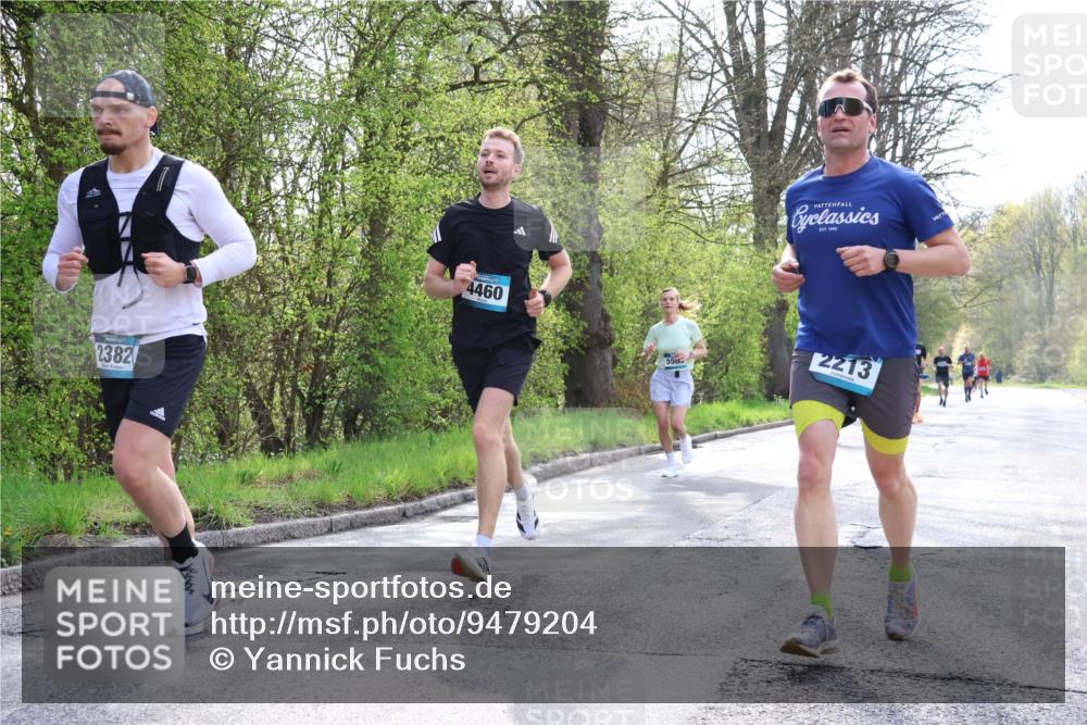12.04.2026 - 45. Internationalen Wilhelmsburger Insellauf Yannick Fuchs http://msf.ph/oto/9479204 12.04.2026 10:17:19 Laufen 2382, 4460, 550, 2213 meine-sportfotos.de
