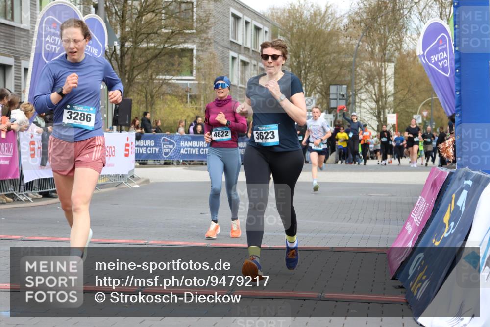 12.04.2026 - 45. Internationalen Wilhelmsburger Insellauf Strokosch-Dieckow http://msf.ph/oto/9479217 12.04.2026 12:59:18 Ziel 5846, 3286, 3623, 4822, 2015 meine-sportfotos.de