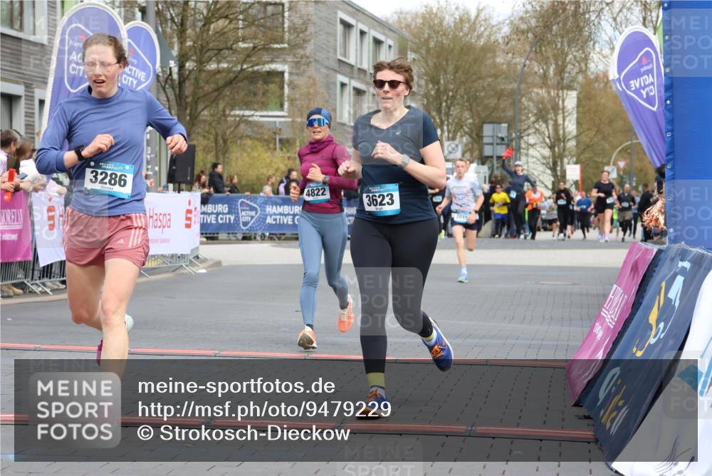 12.04.2026 - 45. Internationalen Wilhelmsburger Insellauf Strokosch-Dieckow http://msf.ph/oto/9479229 12.04.2026 12:59:18 Ziel 5846, 3286, 3623, 4822, 2015 meine-sportfotos.de