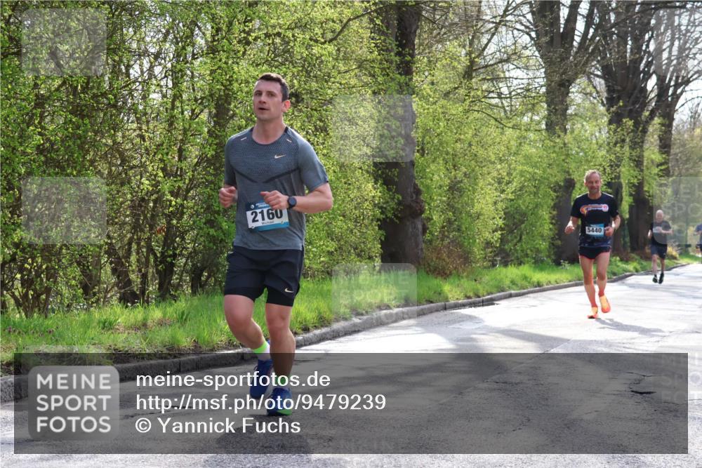 12.04.2026 - 45. Internationalen Wilhelmsburger Insellauf Yannick Fuchs http://msf.ph/oto/9479239 12.04.2026 10:17:23 Laufen 2160, 5440 meine-sportfotos.de