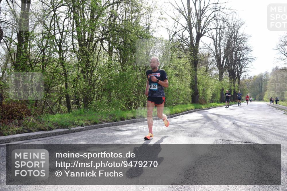 12.04.2026 - 45. Internationalen Wilhelmsburger Insellauf Yannick Fuchs http://msf.ph/oto/9479270 12.04.2026 10:17:26 Laufen 5440 meine-sportfotos.de