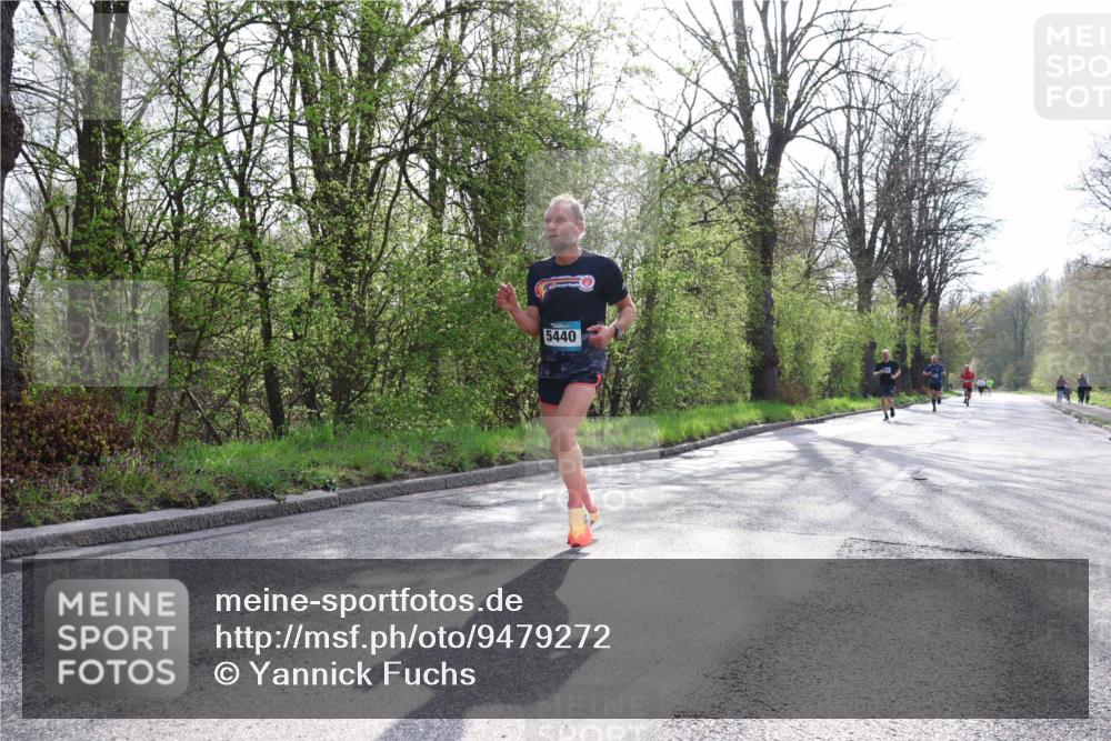 12.04.2026 - 45. Internationalen Wilhelmsburger Insellauf Yannick Fuchs http://msf.ph/oto/9479272 12.04.2026 10:17:27 Laufen 5440 meine-sportfotos.de