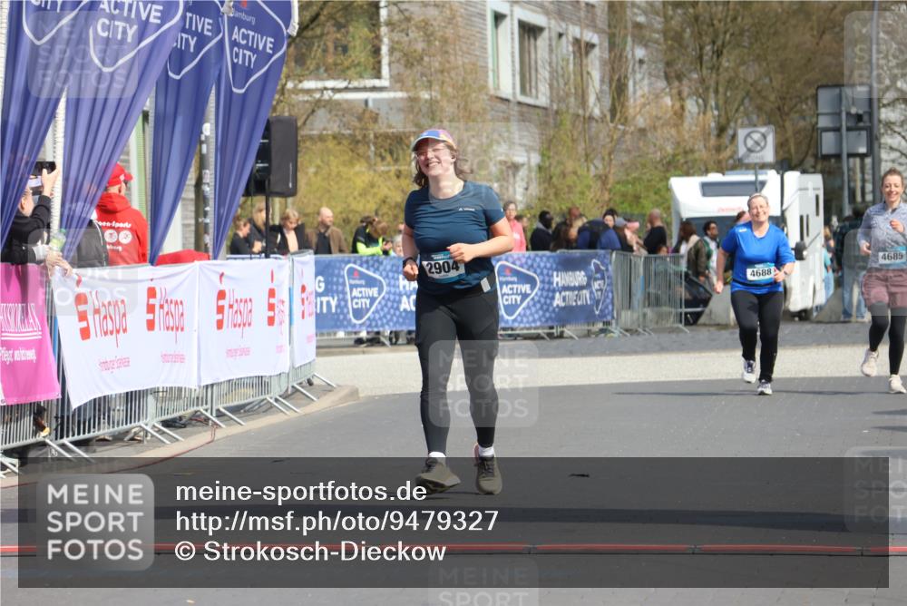 12.04.2026 - 45. Internationalen Wilhelmsburger Insellauf Strokosch-Dieckow http://msf.ph/oto/9479327 12.04.2026 11:46:54 Ziel 2904 meine-sportfotos.de