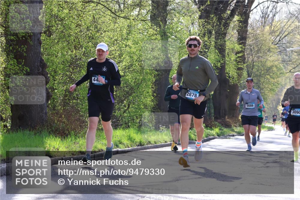 12.04.2026 - 45. Internationalen Wilhelmsburger Insellauf Yannick Fuchs http://msf.ph/oto/9479330 12.04.2026 10:30:00 Laufen  meine-sportfotos.de