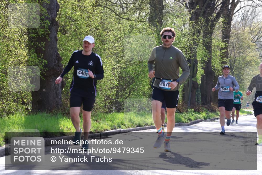 12.04.2026 - 45. Internationalen Wilhelmsburger Insellauf Yannick Fuchs http://msf.ph/oto/9479345 12.04.2026 10:30:01 Laufen  meine-sportfotos.de