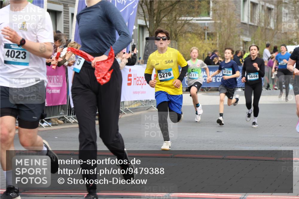 12.04.2026 - 45. Internationalen Wilhelmsburger Insellauf Strokosch-Dieckow http://msf.ph/oto/9479388 12.04.2026 12:59:29 Ziel 3728, 4023, 2009, 4875, 5276, 3017, 5111, 5124, 5644 meine-sportfotos.de