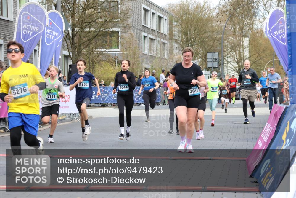 12.04.2026 - 45. Internationalen Wilhelmsburger Insellauf Strokosch-Dieckow http://msf.ph/oto/9479423 12.04.2026 12:59:31 Ziel 3728, 4023, 2009, 4875, 5276, 3017, 5111, 5124, 5644, 5718, 2082, 4741, 5191 meine-sportfotos.de