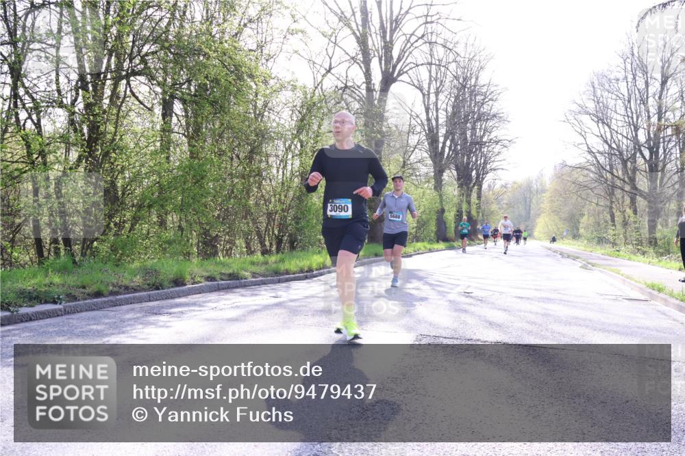 12.04.2026 - 45. Internationalen Wilhelmsburger Insellauf Yannick Fuchs http://msf.ph/oto/9479437 12.04.2026 10:30:05 Laufen  meine-sportfotos.de