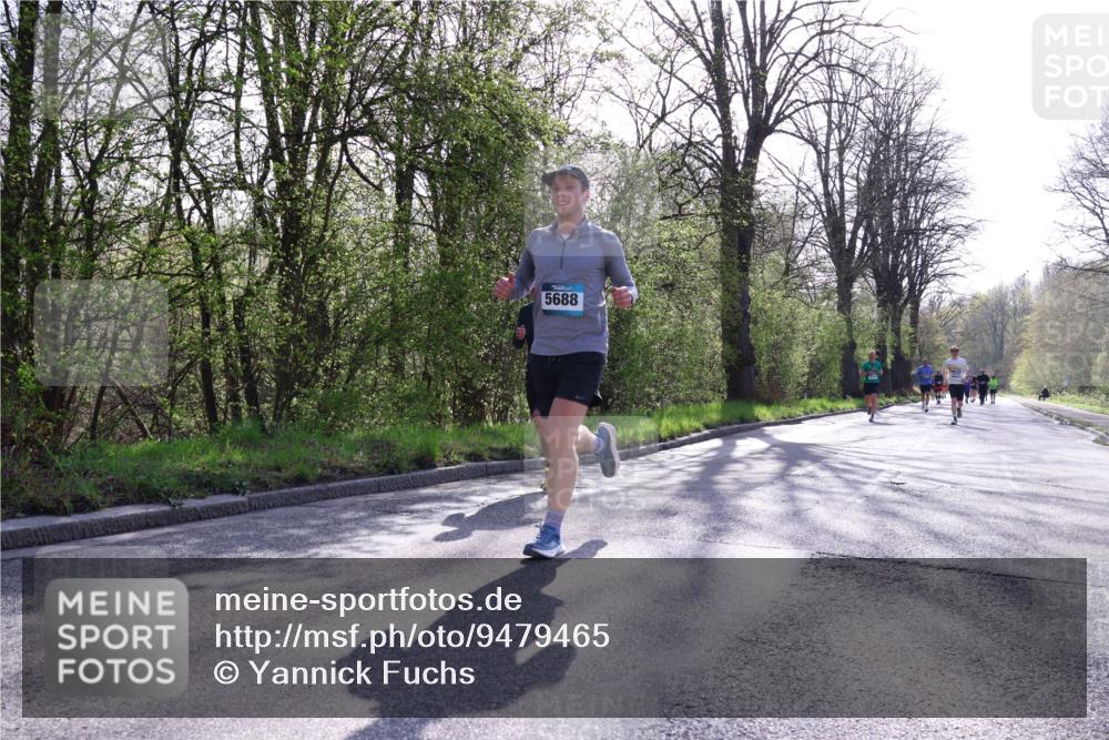 12.04.2026 - 45. Internationalen Wilhelmsburger Insellauf Yannick Fuchs http://msf.ph/oto/9479465 12.04.2026 10:30:07 Laufen  meine-sportfotos.de