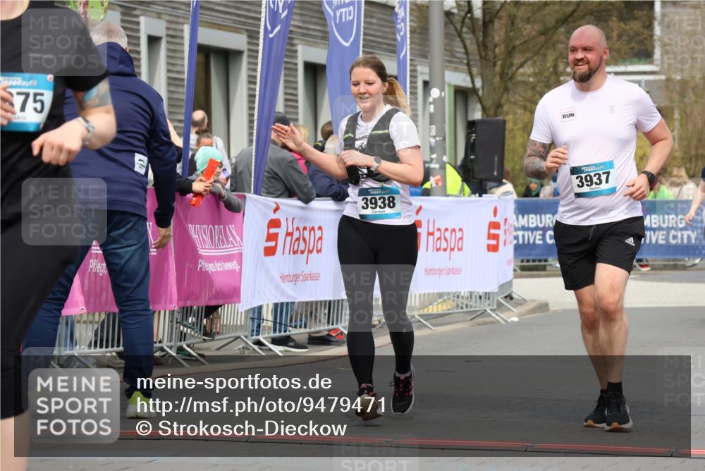 12.04.2026 - 45. Internationalen Wilhelmsburger Insellauf Strokosch-Dieckow http://msf.ph/oto/9479471 12.04.2026 13:28:13 Ziel 3132, 2875, 3938, 3937 meine-sportfotos.de