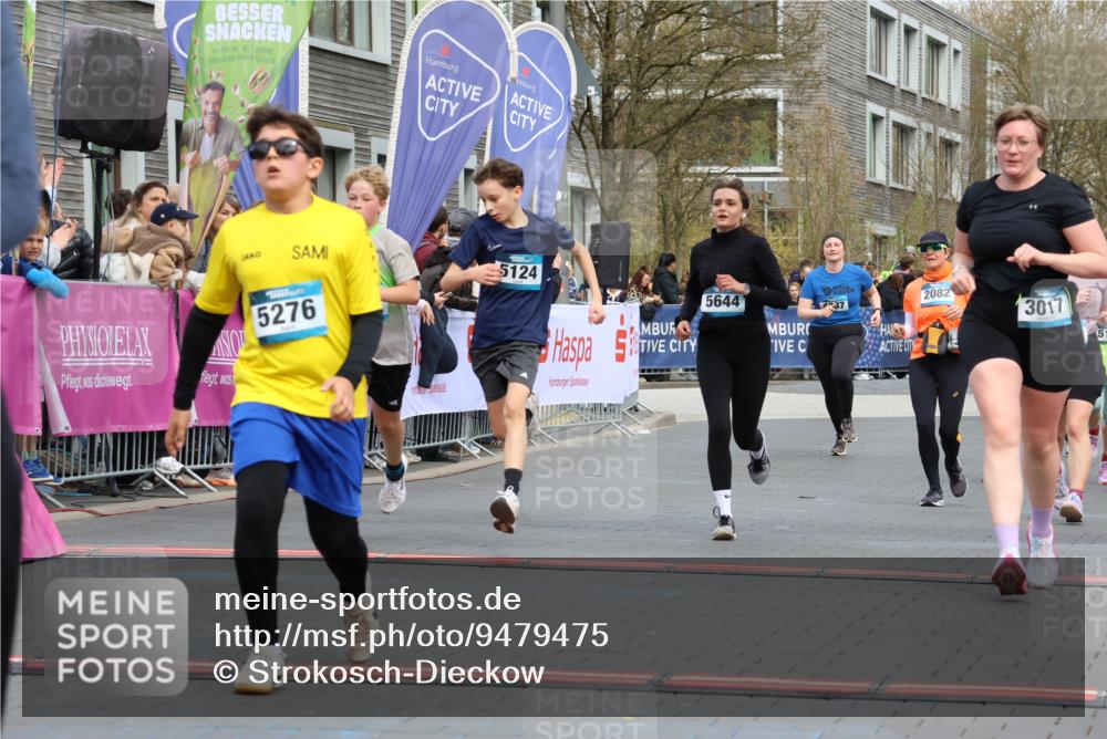 12.04.2026 - 45. Internationalen Wilhelmsburger Insellauf Strokosch-Dieckow http://msf.ph/oto/9479475 12.04.2026 12:59:32 Ziel 4023, 2009, 4875, 5276, 3017, 5111, 5124, 5644, 5718, 2082, 4741, 5191, 4287 meine-sportfotos.de