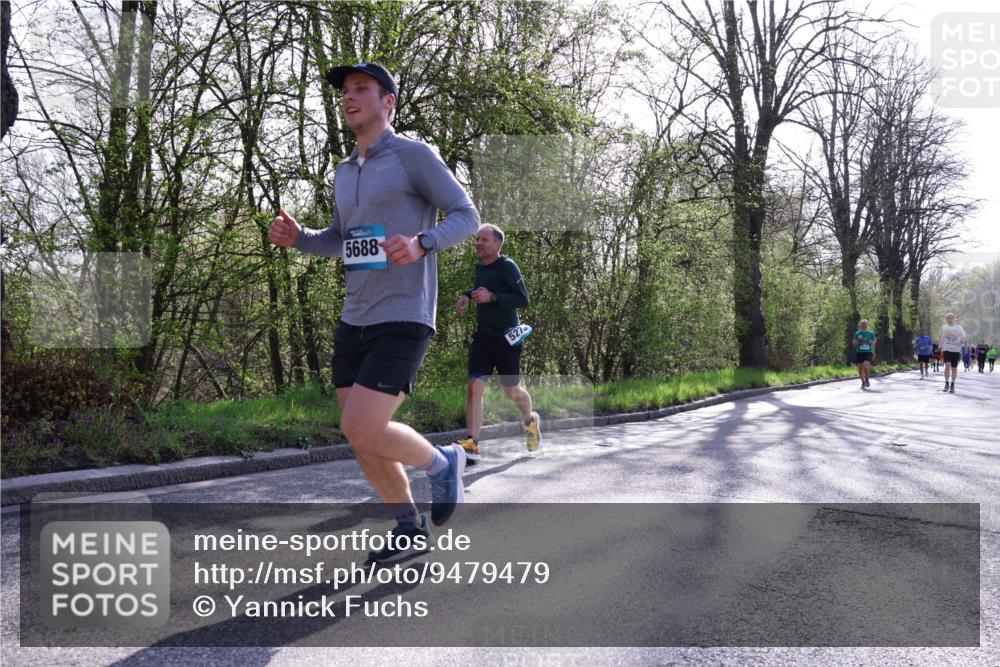 12.04.2026 - 45. Internationalen Wilhelmsburger Insellauf Yannick Fuchs http://msf.ph/oto/9479479 12.04.2026 10:30:07 Laufen  meine-sportfotos.de