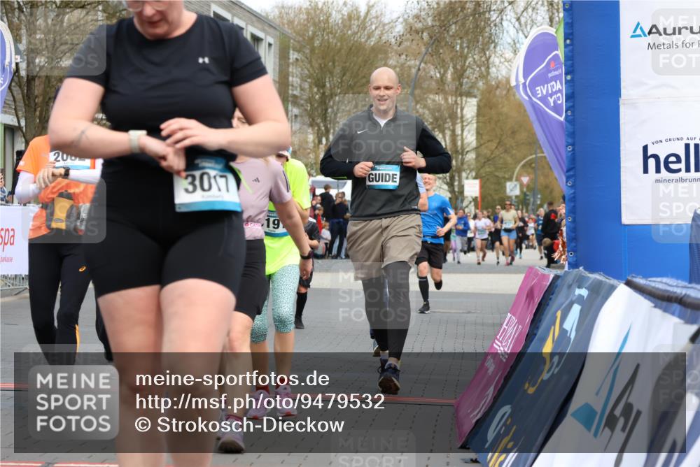 12.04.2026 - 45. Internationalen Wilhelmsburger Insellauf Strokosch-Dieckow http://msf.ph/oto/9479532 12.04.2026 12:59:36 Ziel 3017, 5111, 5124, 5644, 5718, 2082, 4741, 5191, 4287, 5219, 2068, 3246, 4035, 5244, 4128 meine-sportfotos.de