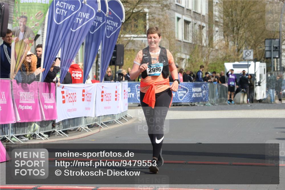 12.04.2026 - 45. Internationalen Wilhelmsburger Insellauf Strokosch-Dieckow http://msf.ph/oto/9479553 12.04.2026 11:47:28 Ziel 2996 meine-sportfotos.de