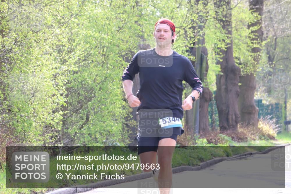 12.04.2026 - 45. Internationalen Wilhelmsburger Insellauf Yannick Fuchs http://msf.ph/oto/9479563 12.04.2026 10:17:55 Laufen 5344 meine-sportfotos.de