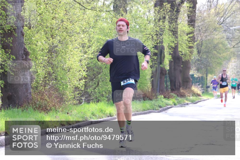 12.04.2026 - 45. Internationalen Wilhelmsburger Insellauf Yannick Fuchs http://msf.ph/oto/9479571 12.04.2026 10:17:55 Laufen 5344 meine-sportfotos.de