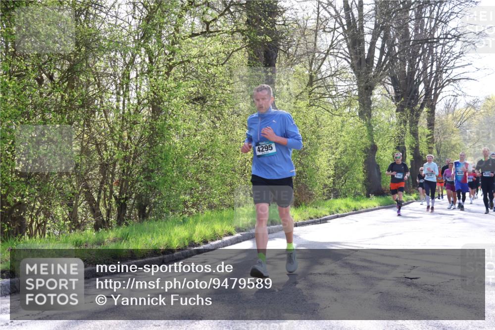 12.04.2026 - 45. Internationalen Wilhelmsburger Insellauf Yannick Fuchs http://msf.ph/oto/9479589 12.04.2026 10:30:15 Laufen  meine-sportfotos.de