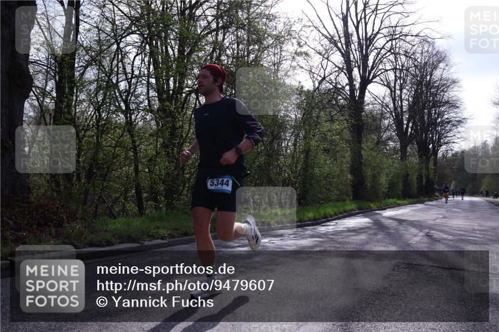 12.04.2026 - 45. Internationalen Wilhelmsburger Insellauf Yannick Fuchs http://msf.ph/oto/9479607 12.04.2026 10:17:58 Laufen 5344 meine-sportfotos.de