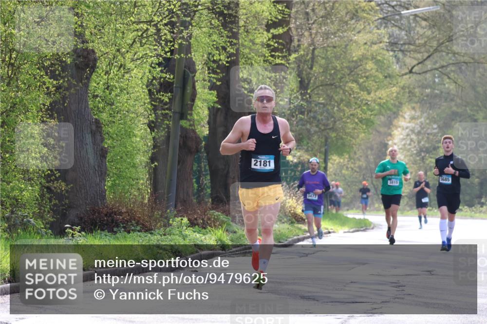 12.04.2026 - 45. Internationalen Wilhelmsburger Insellauf Yannick Fuchs http://msf.ph/oto/9479625 12.04.2026 10:18:00 Laufen 2181, 3473, 3815, 5685 meine-sportfotos.de