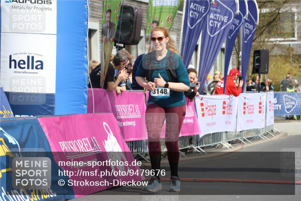 12.04.2026 - 45. Internationalen Wilhelmsburger Insellauf Strokosch-Dieckow http://msf.ph/oto/9479676 12.04.2026 11:47:54 Ziel 3148 meine-sportfotos.de