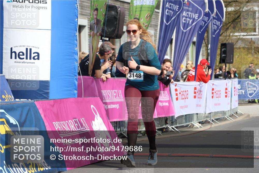 12.04.2026 - 45. Internationalen Wilhelmsburger Insellauf Strokosch-Dieckow http://msf.ph/oto/9479686 12.04.2026 11:47:54 Ziel 3148 meine-sportfotos.de