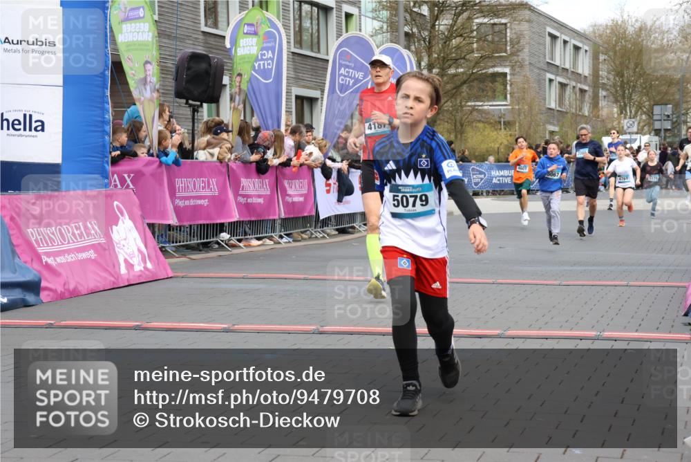 12.04.2026 - 45. Internationalen Wilhelmsburger Insellauf Strokosch-Dieckow http://msf.ph/oto/9479708 12.04.2026 12:59:47 Ziel 5079, 4395, 4187, 5067, 2069, 4761 meine-sportfotos.de