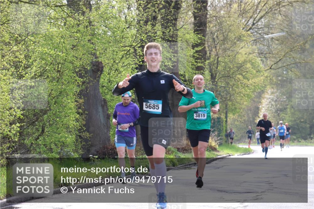 12.04.2026 - 45. Internationalen Wilhelmsburger Insellauf Yannick Fuchs http://msf.ph/oto/9479715 12.04.2026 10:18:09 Laufen 5685, 3815 meine-sportfotos.de