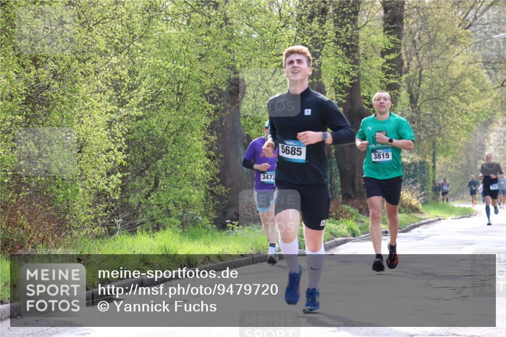12.04.2026 - 45. Internationalen Wilhelmsburger Insellauf Yannick Fuchs http://msf.ph/oto/9479720 12.04.2026 10:18:09 Laufen 3473, 5685, 3815 meine-sportfotos.de