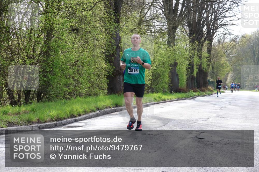 12.04.2026 - 45. Internationalen Wilhelmsburger Insellauf Yannick Fuchs http://msf.ph/oto/9479767 12.04.2026 10:18:14 Laufen 3815 meine-sportfotos.de