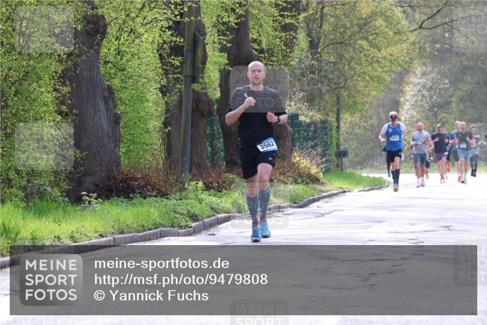 12.04.2026 - 45. Internationalen Wilhelmsburger Insellauf Yannick Fuchs http://msf.ph/oto/9479808 12.04.2026 10:18:18 Laufen 3562, 5473 meine-sportfotos.de