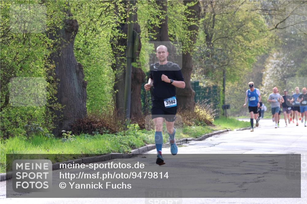 12.04.2026 - 45. Internationalen Wilhelmsburger Insellauf Yannick Fuchs http://msf.ph/oto/9479814 12.04.2026 10:18:19 Laufen 3562, 5473 meine-sportfotos.de