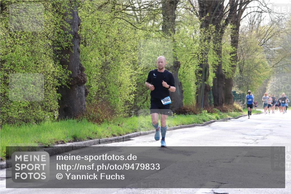 12.04.2026 - 45. Internationalen Wilhelmsburger Insellauf Yannick Fuchs http://msf.ph/oto/9479833 12.04.2026 10:18:22 Laufen 3562, 6473 meine-sportfotos.de
