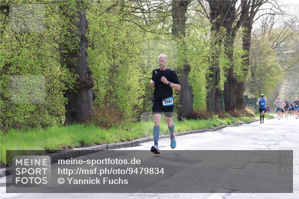 12.04.2026 - 45. Internationalen Wilhelmsburger Insellauf Yannick Fuchs http://msf.ph/oto/9479834 12.04.2026 10:18:22 Laufen 3562, 5473 meine-sportfotos.de