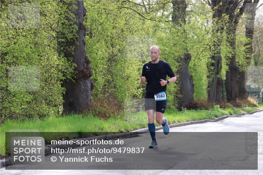 12.04.2026 - 45. Internationalen Wilhelmsburger Insellauf Yannick Fuchs http://msf.ph/oto/9479837 12.04.2026 10:18:22 Laufen 3562 meine-sportfotos.de