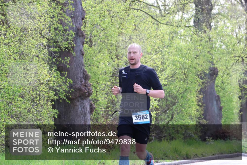 12.04.2026 - 45. Internationalen Wilhelmsburger Insellauf Yannick Fuchs http://msf.ph/oto/9479838 12.04.2026 10:18:23 Laufen 3562 meine-sportfotos.de