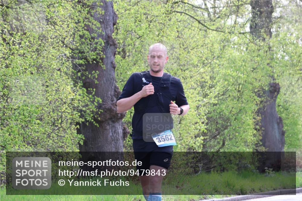 12.04.2026 - 45. Internationalen Wilhelmsburger Insellauf Yannick Fuchs http://msf.ph/oto/9479843 12.04.2026 10:18:23 Laufen 3562 meine-sportfotos.de