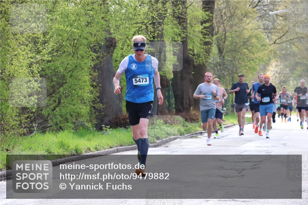 12.04.2026 - 45. Internationalen Wilhelmsburger Insellauf Yannick Fuchs http://msf.ph/oto/9479882 12.04.2026 10:18:33 Laufen 5473, 1651, 4154 meine-sportfotos.de