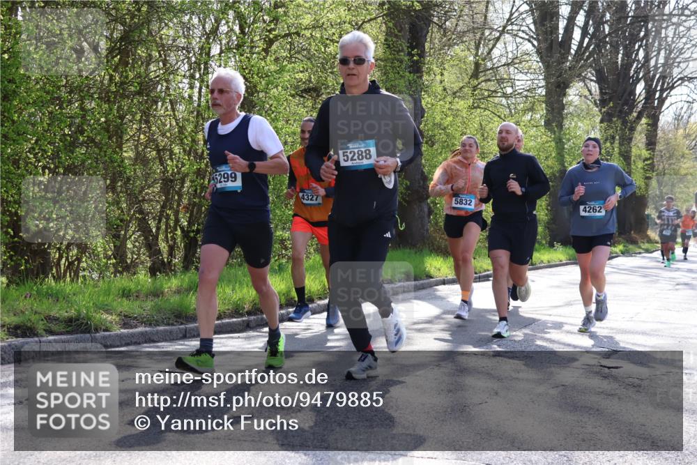 12.04.2026 - 45. Internationalen Wilhelmsburger Insellauf Yannick Fuchs http://msf.ph/oto/9479885 12.04.2026 10:30:28 Laufen  meine-sportfotos.de