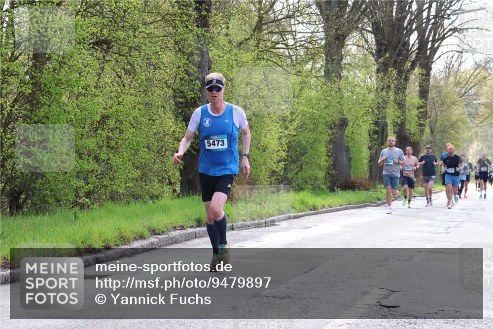 12.04.2026 - 45. Internationalen Wilhelmsburger Insellauf Yannick Fuchs http://msf.ph/oto/9479897 12.04.2026 10:18:36 Laufen 5473, 4651, 4831 meine-sportfotos.de